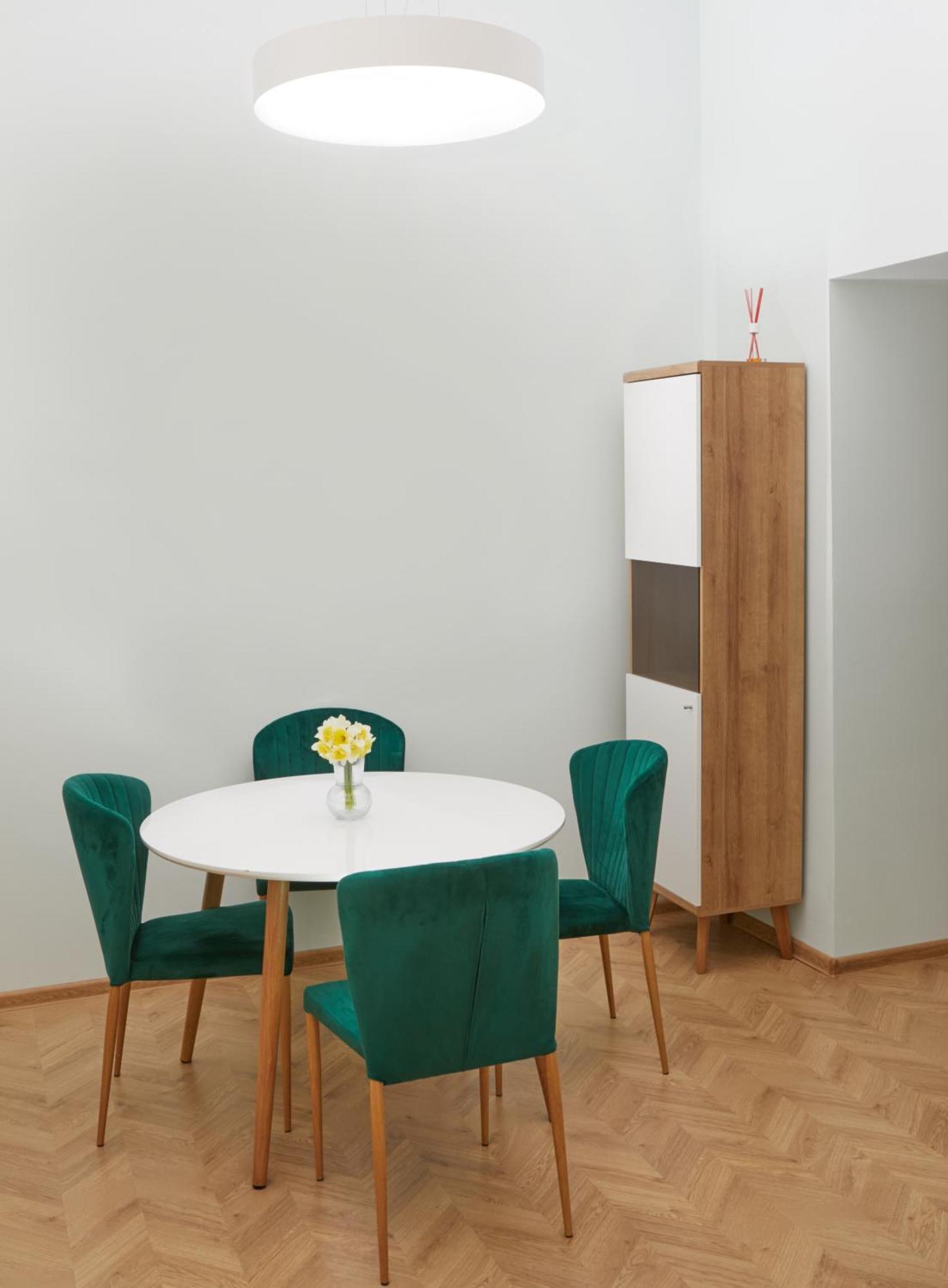 Modern Flat By Lukiskiu Square VNO Buitenkant foto